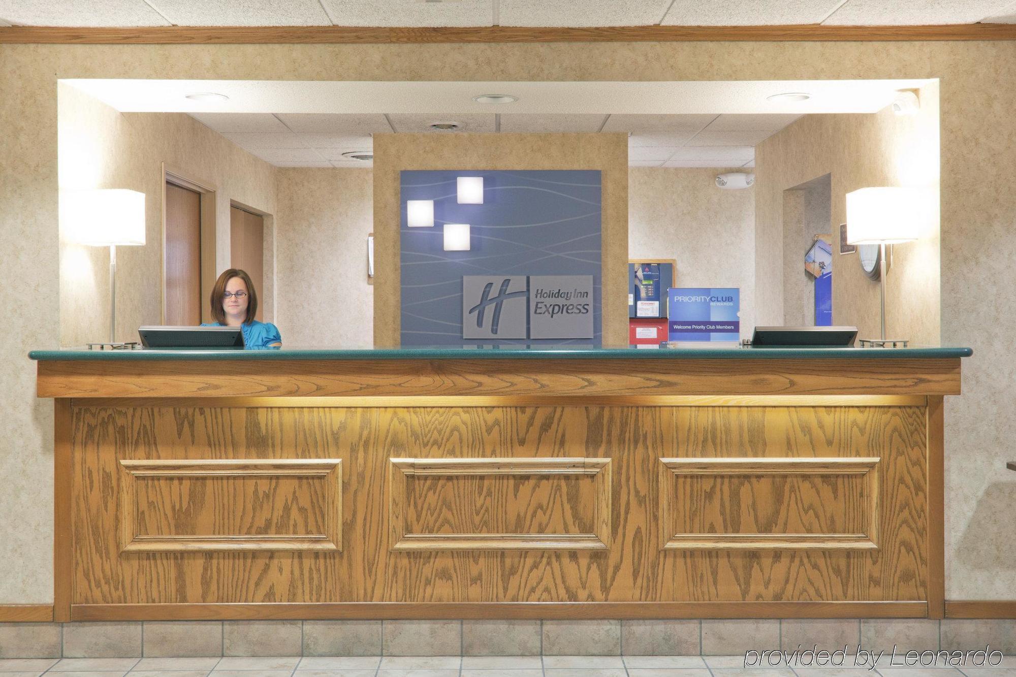Holiday Inn Express Adrian By Ihg Dalaman gambar